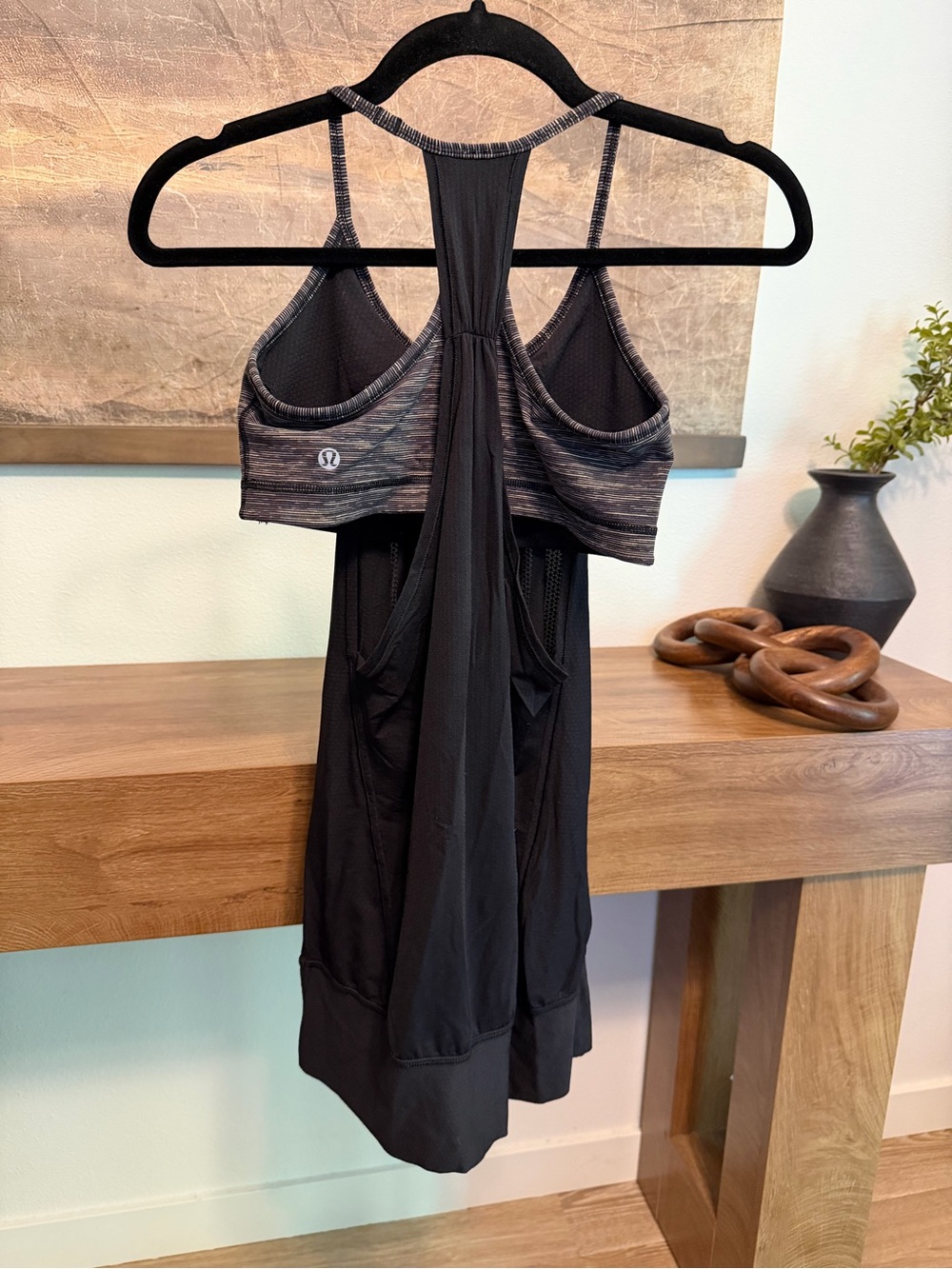 Lululemon black & gray 2 in 1 tank top Size 6